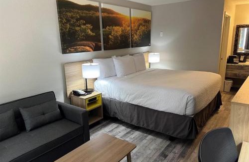 Branson Hotel | Days Inn by Wyndham Branson Ozarks