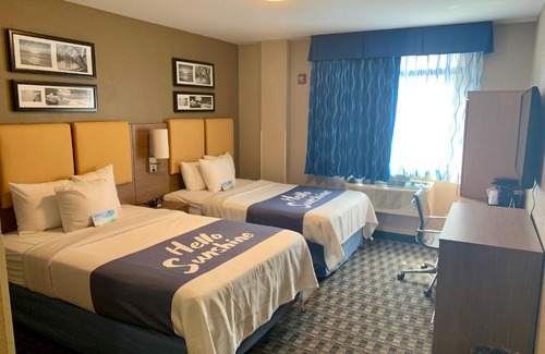 Borough Park Hotel | Days Inn by Wyndham Brooklyn Borough Park