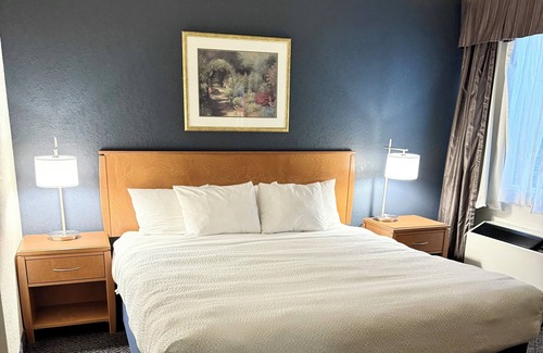Drayton Valley Hotel | Days Inn by Wyndham Drayton Valley