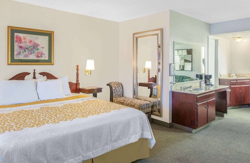 Camarillo Hotel | Days Inn by Wyndham Camarillo - Ventura