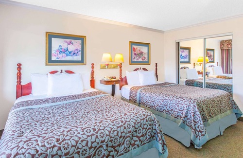 Camarillo Hotel | Days Inn by Wyndham Camarillo - Ventura