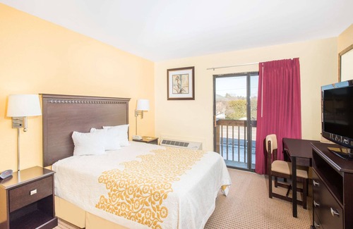 Burlington Hotel | Days Inn by Wyndham Colchester Burlington