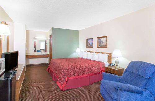 Eureka Springs Historic District Hotel | Days Inn by Wyndham Eureka Springs
