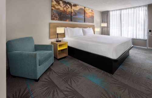 Frederick Hotel | Days Inn by Wyndham Frederick