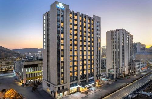 Xihu Hotel | Days Inn by Wyndham Hangzhou Zhuantang