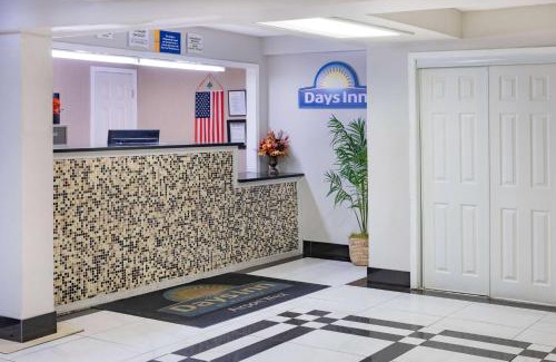 East Point Hotel | Days Inn by Wyndham Hartsfield Jackson Atlanta Airport West