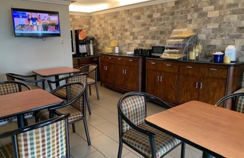 Jonesboro Hotel | Days Inn by Wyndham Jonesboro AR