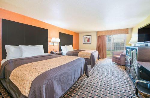 Joplin Hotel | Days Inn by Wyndham Joplin