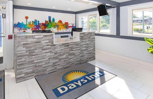 Knoxville Hotel | Days Inn by Wyndham Knoxville North