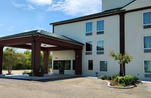 LaPlace Hotel | Days Inn by Wyndham LaPlace- New Orleans