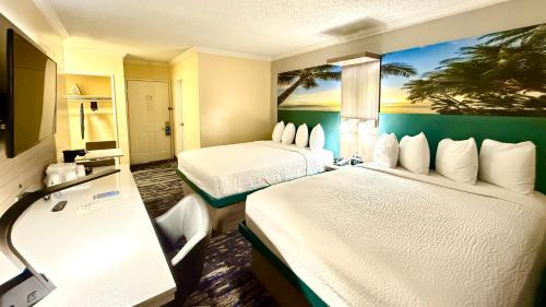 Inglewood Hotel | Days Inn by Wyndham Los Angeles LAX/VeniceBch/Marina DelRay