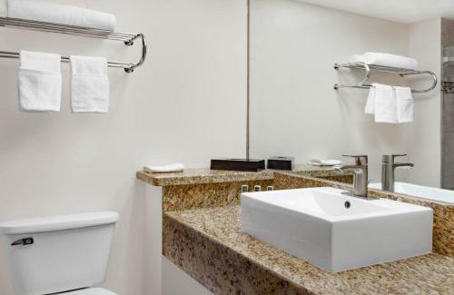 Piedras Negras Hotel | Days Inn by Wyndham Piedras Negras