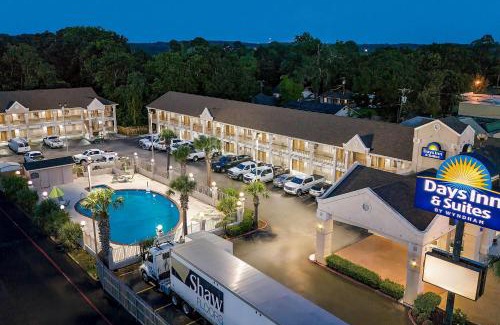 Nacogdoches Hotel | Days Inn by Wyndham Nacogdoches/SFA University/Downtown
