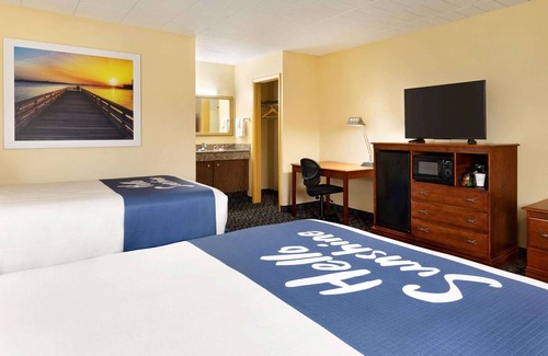 Oak Ridge Hotel | Days Inn by Wyndham Oak Ridge Knoxville