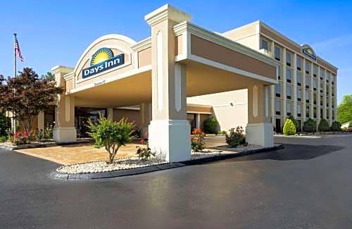 Rome Hotel | Days Inn by Wyndham Rome Downtown