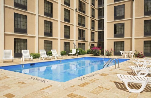 Rome Hotel | Days Inn by Wyndham Rome Downtown