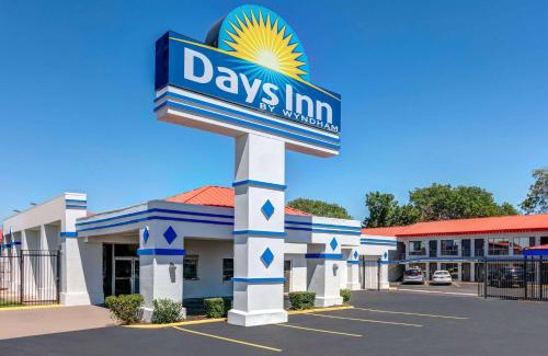 Fort Worth Hotel | Days Inn by Wyndham South Fort Worth