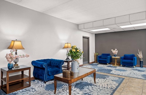 Statesboro Hotel | Days Inn by Wyndham Statesboro