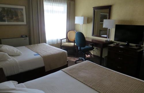 Northeast Mississauga Hotel | Days Inn by Wyndham Toronto West Mississauga