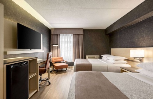 Northeast Mississauga Hotel | Days Inn by Wyndham Toronto West Mississauga
