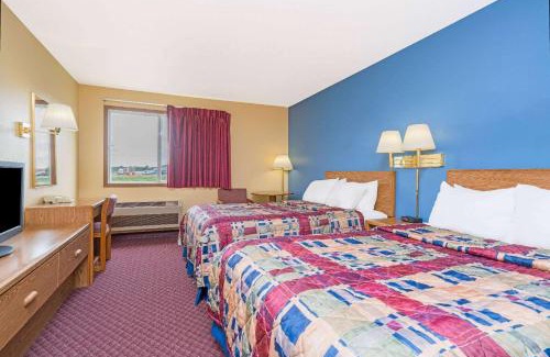Eau Claire Hotel | Days Inn by Wyndham West-Eau Claire