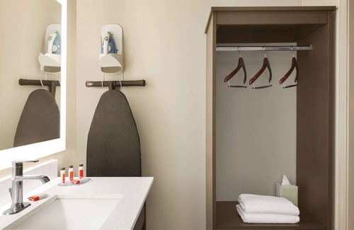 Bowling Green Hotel | Days Inn & Suites by Wyndham Bowling Green
