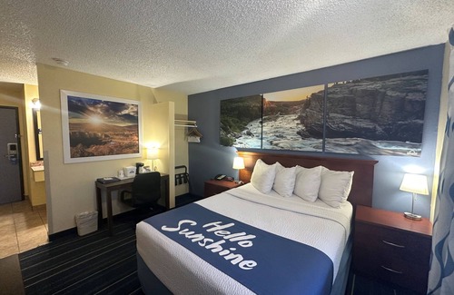 Gunnison Hotel | Days Inn & Suites by Wyndham Gunnison