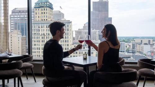 Downtown Dayton Hotel | Dayton Vitality Hotel - Downtown