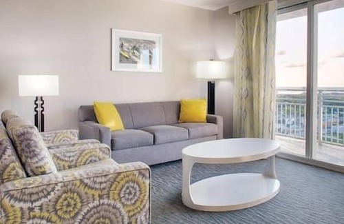 Brush - Stewarts Hotel | DAYTONA BEACH 2-BEDROOM SUITE WYNDHAM OCEAN WALK!