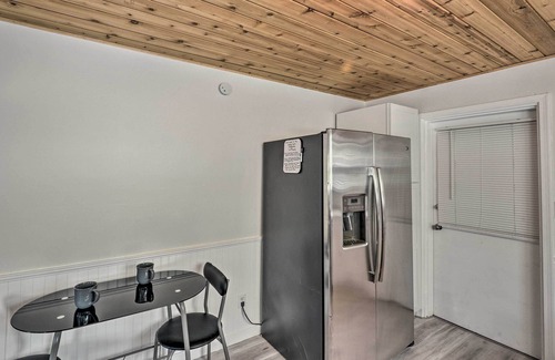 Kingston Cabaña | Daytona Beach Escape w/ Studio < 3 Mi to Beach!