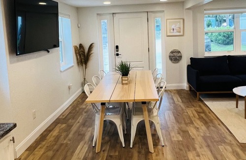 Surfside Historic District Casa | Daytona Beach house - 4 blocks from Beach and Pier!