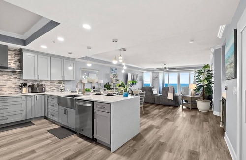 Bridgeport Heights Condominio | Daytona Beach Luxury 3bed 3bath beachfront family condo.