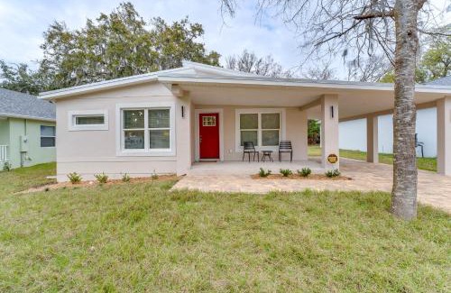 Holly Hill Casa | Daytona Beach Vacation Home about 4 Mi to Main St Pier