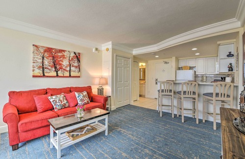 Ortona Park Apartamento | Daytona Beachfront Condo w/ Ocean View