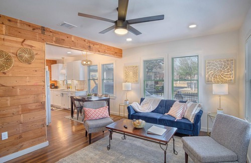 Southtown Casa | Dazzling 3 Br/2 BA Home Near Downtown Tower Americas
