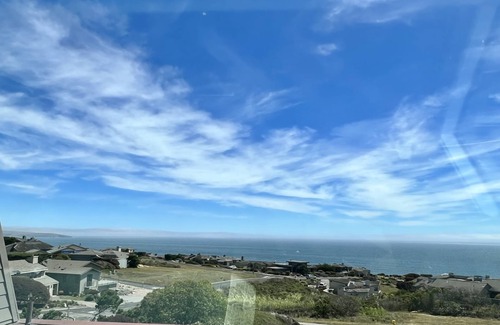 Bodega Bay Casa | Dazzling Luxury Ocean views, Hot Tub, Golf, AC, Theater, Chef Options @SwitiHoso