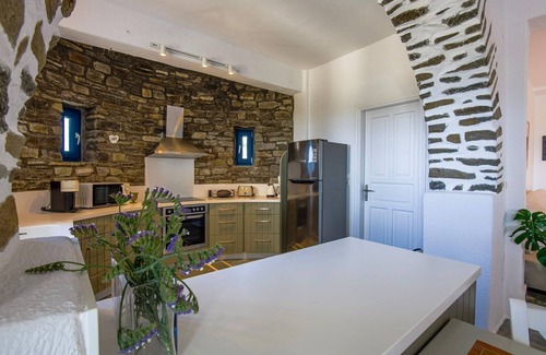 Nea Cryssi Akti Villa | Dazzling Paros Villa | 3 Bedrooms | Villa Contessa | Large Furnished Veranda with Jacuzzi & Brilliant Sea Views | Agia Irini