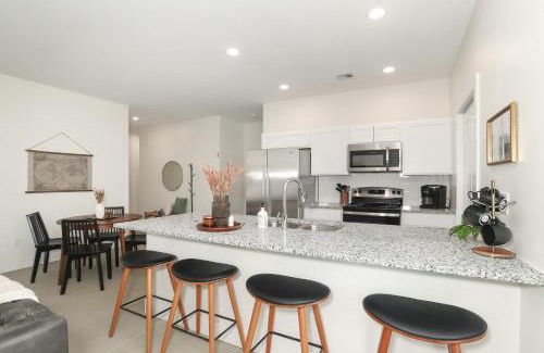 Wichita Casa | Dazzling West Side 3BR 2BA - Coffee - SmrtTV WIFI