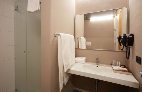 Camin Hotel | DC Hotel International