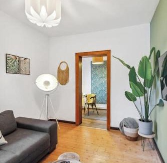 Andernach Apartamento | DD Homes - Haus im Grünen - 7 Betten,3 SZ,Terrasse,110 qm