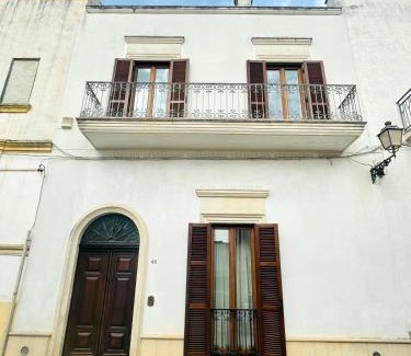 Taviano Casa | DD's -Guest House-
