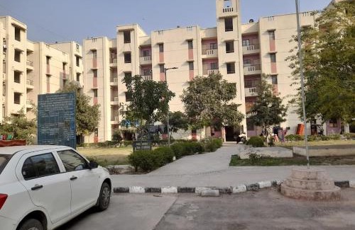 Rohini Apartamento | DDA Flat ,Rohini sector34, Rohini CISF campus sec34
