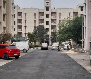 Rohini Apartamento | DDA Flat ,Rohini sector34, Rohini CISF campus sec34