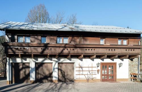Bruck an der Grossglocknerstrasse Casa | detached modern holiday home with sauna in the Salzburgerland