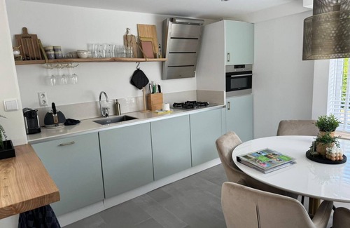 Warmenhuizen Casa | De Boet in Warmenhuizen. Suitable for 5 people with 2 bedrooms.