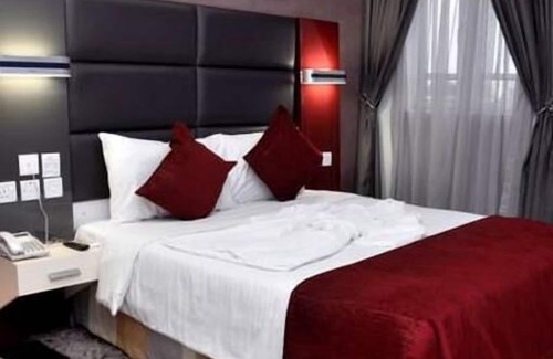 Port Harcourt Hotel | De Edge Hotel