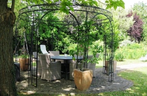 Ilbesheim Apartamento | Apartment Neucastell with a dream view of the vineyards