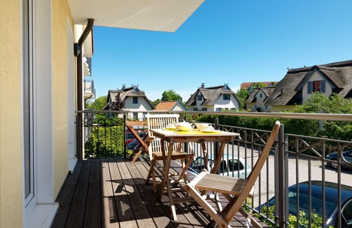 Am Schwarzen Busch Apartamento | App. Bernstein - Holidays directly on the beach of the Black Bush!