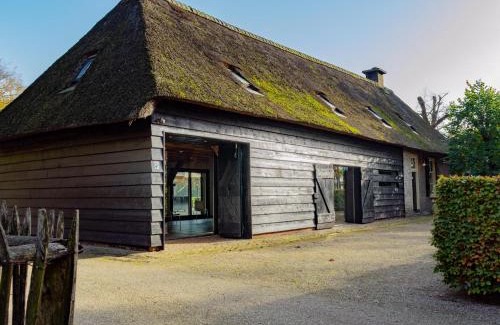 Verspreide huizen Ulvenhout Apartamento | De Jager en de gelagkamers