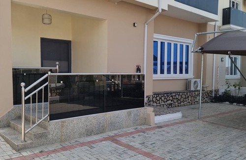 Abuja Apartamento | De James Hotels and Suites
